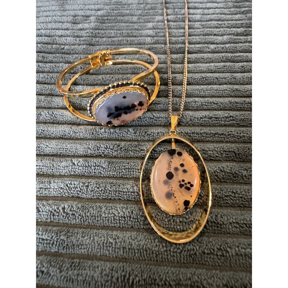 Statement Stone Necklace and Bangle Bracelet‎ Set Gold Tone